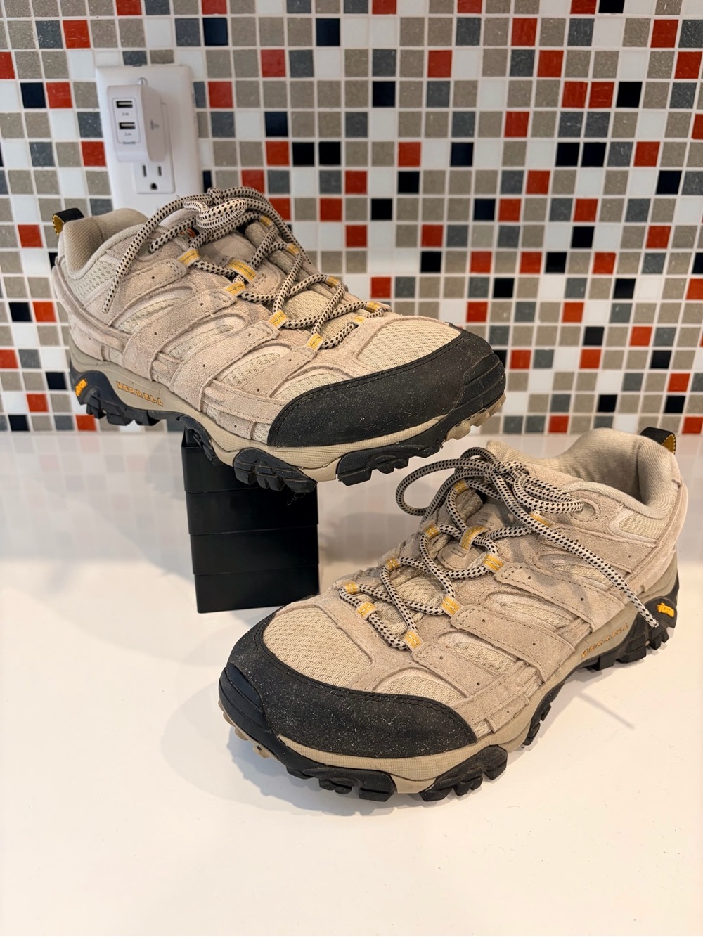 Merrell Women's Moab 2 Ventilator Hiking Shoe - Size 10